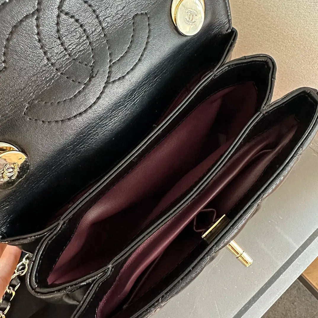 Flap Bag with Top Handle A5049