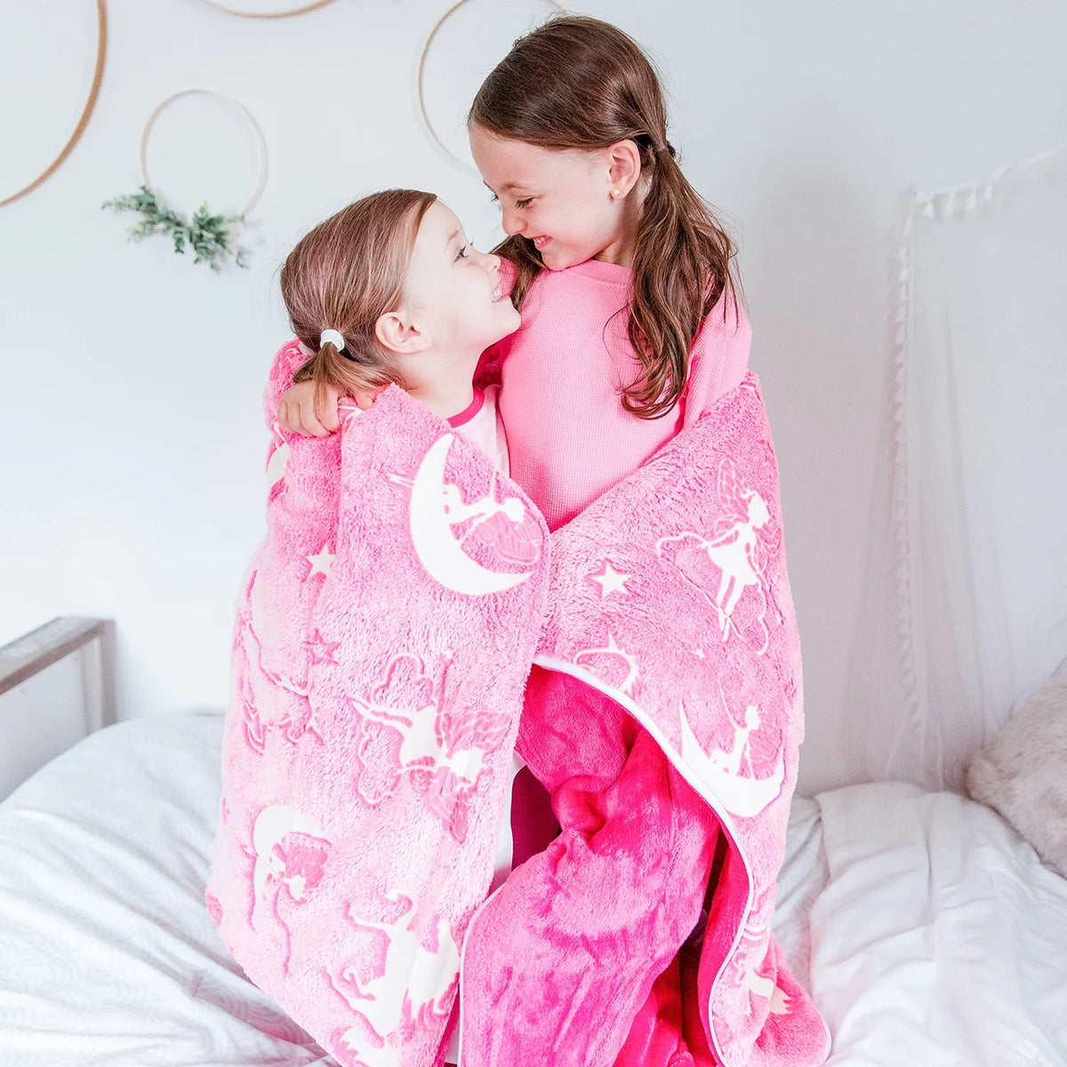 Glow in The Dark Sleeping Bag 66x30 in P636