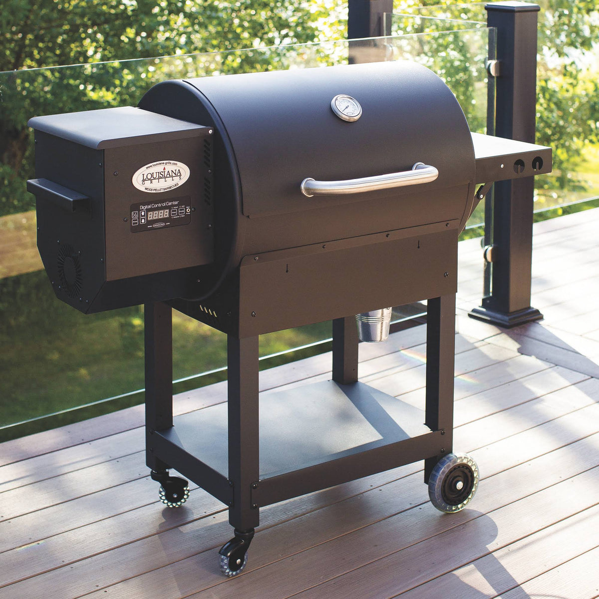 Black Wood Pellet Grill F62703