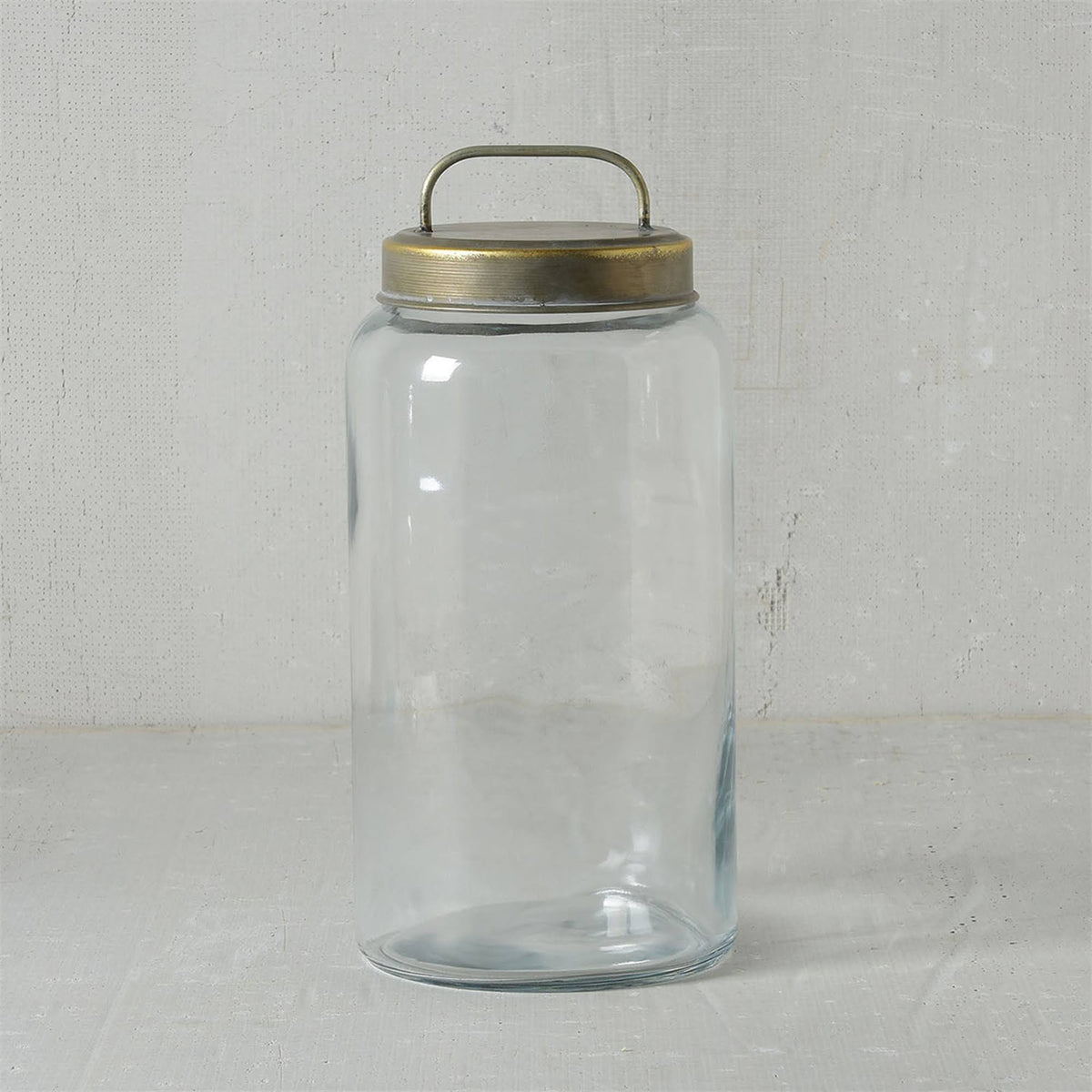 Medium Canister with Metal Lid F812