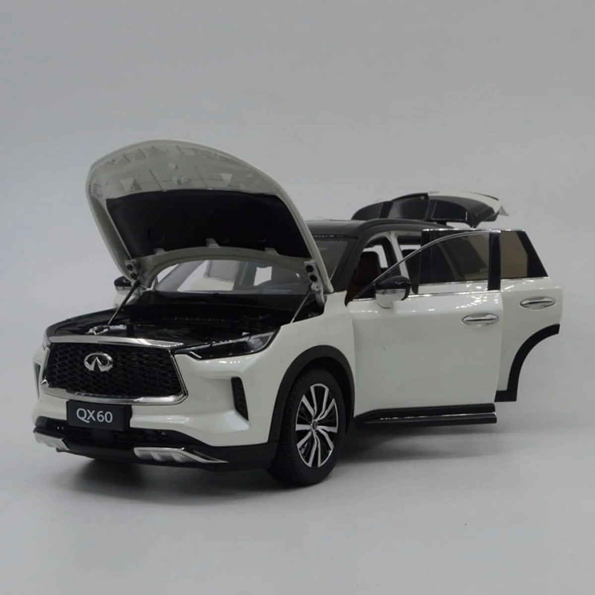 1/18 Diecast Model Car Infiniti QX60 Black Blue 2022 D24939