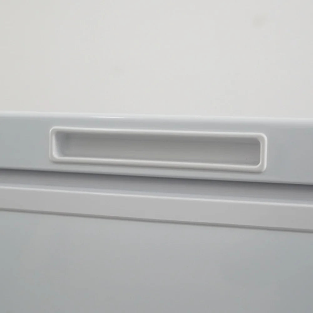 7.0 Cu.ft Chest Freezer with Lockable Lid R1213