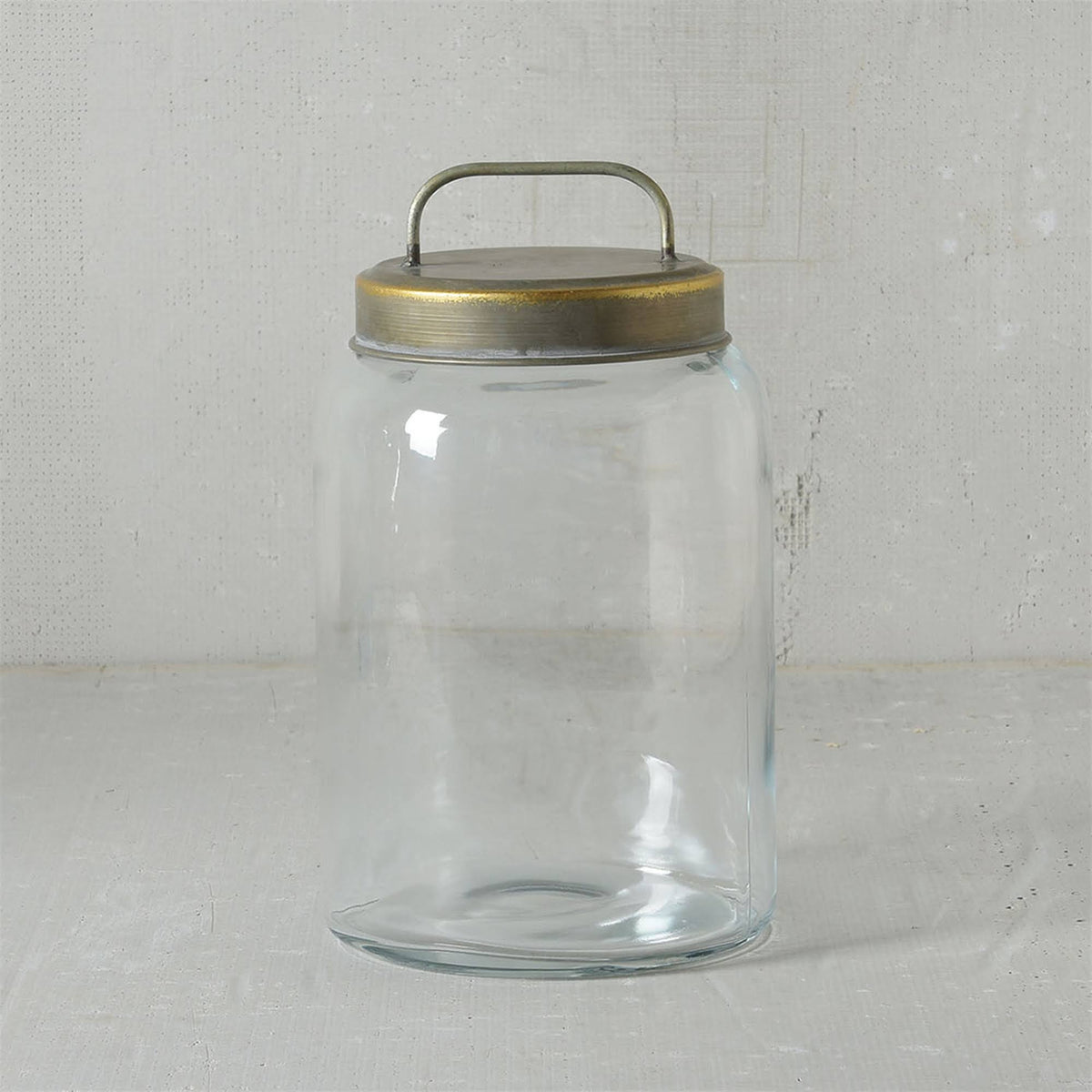 Medium Canister with Metal Lid F812