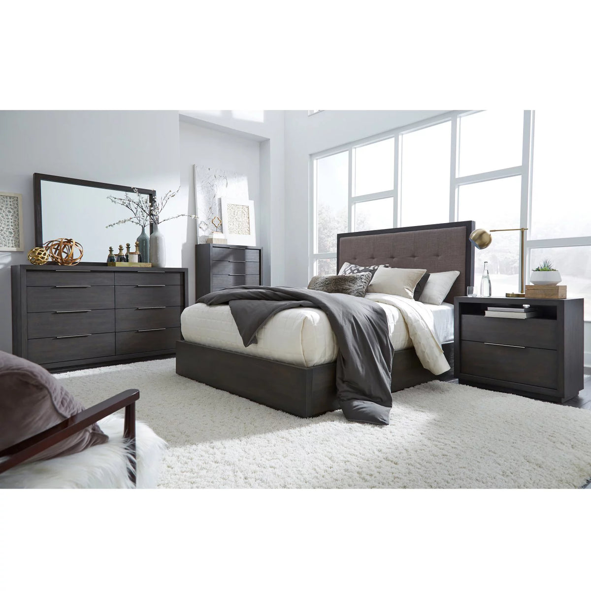 King Tufted Storage Panel Bed H9869