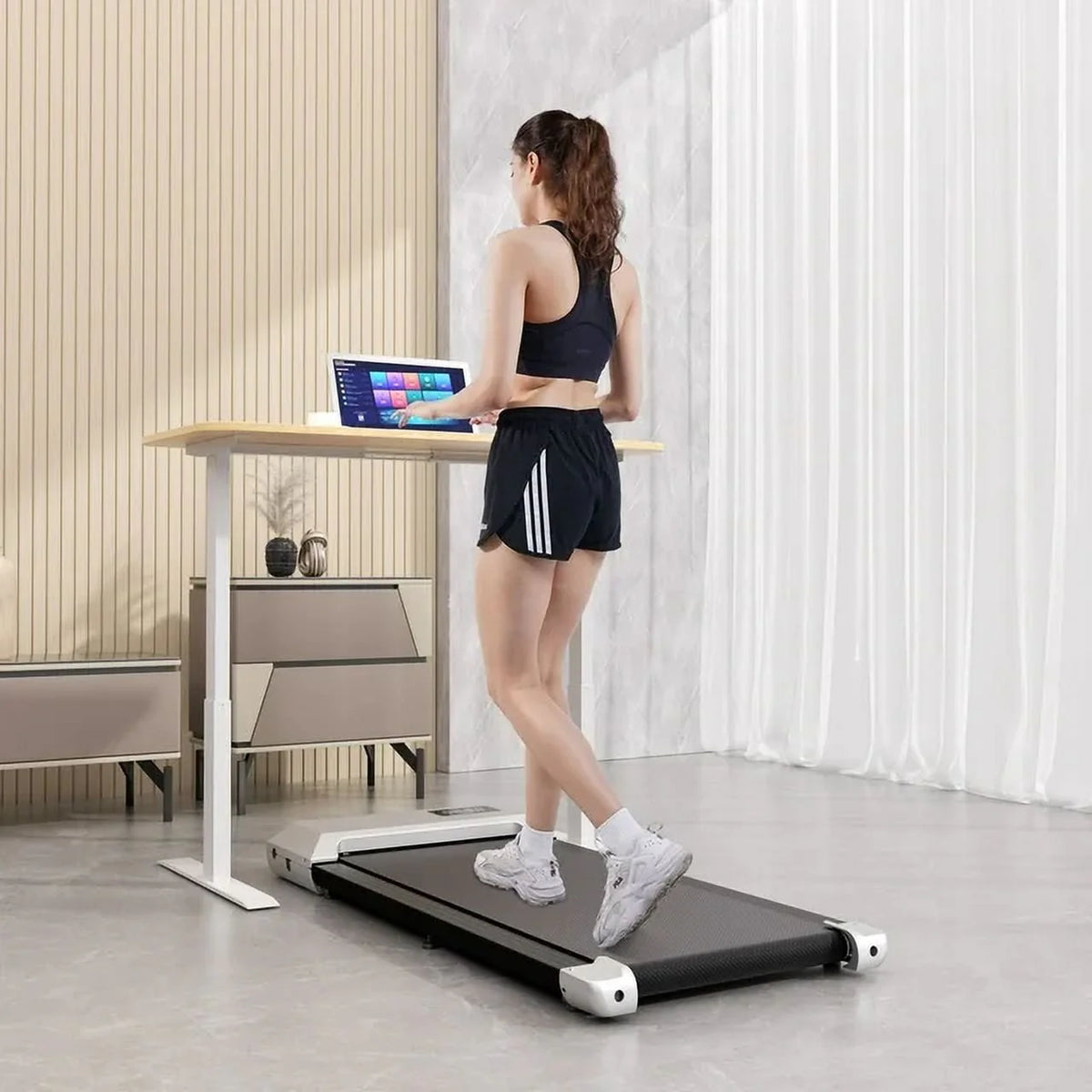 2.5Hp Ultra-Quiet Walking Pad Treadmill with Remote Control G317017