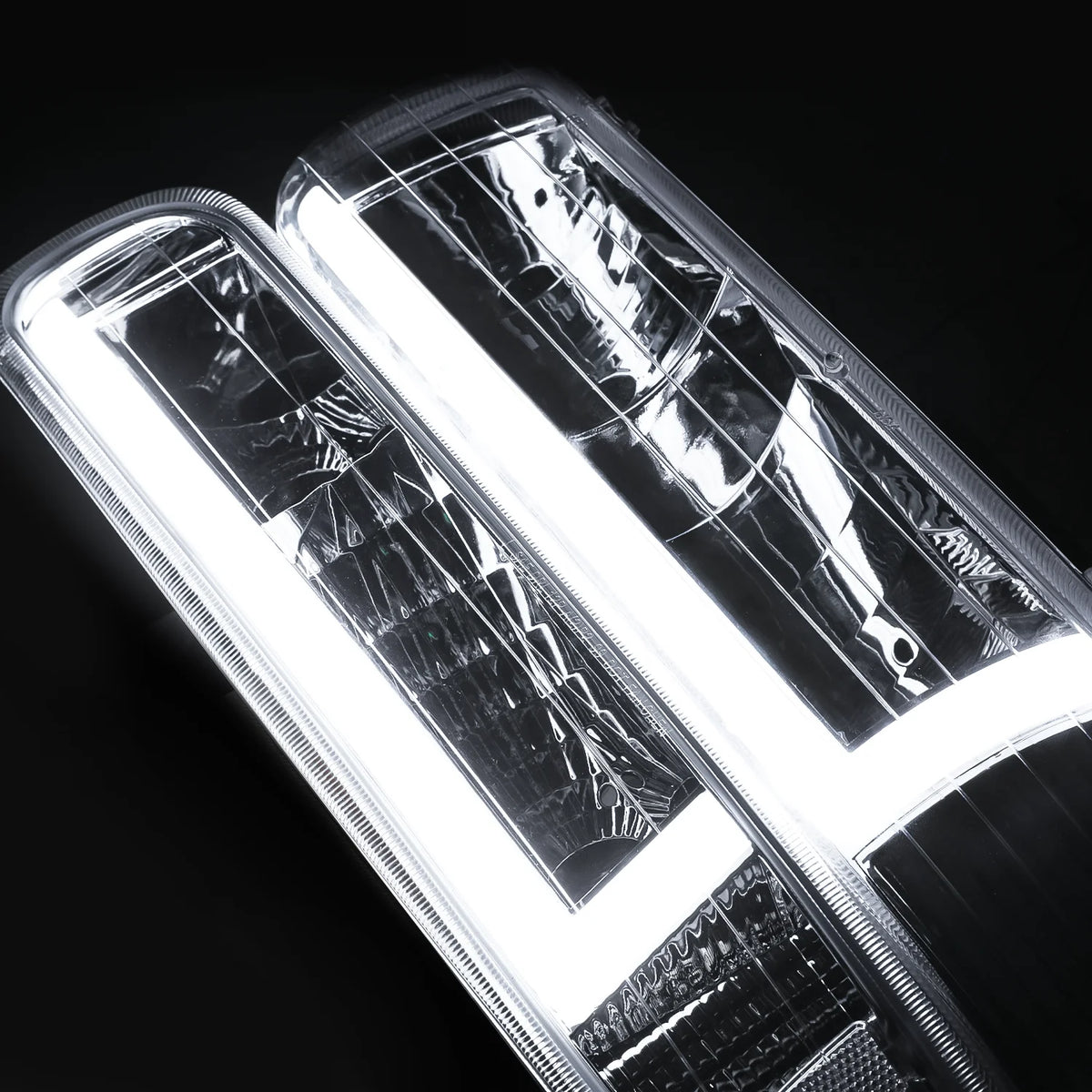 Headlights Assembly with LED Tube DRL for Chevy Silverado Suburban Tahoe Truck U36754