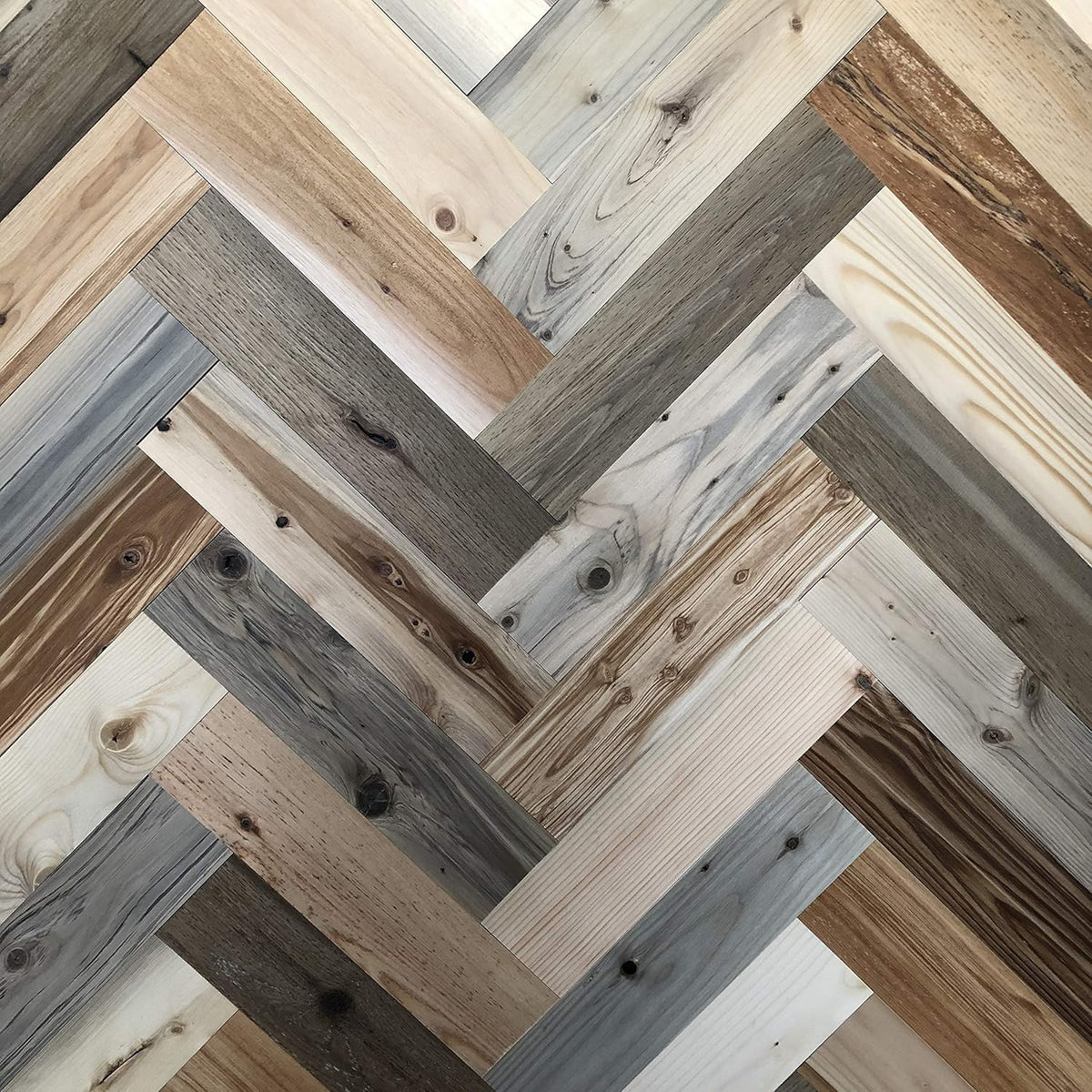 Reclaimed Wooden Wall Planks J385