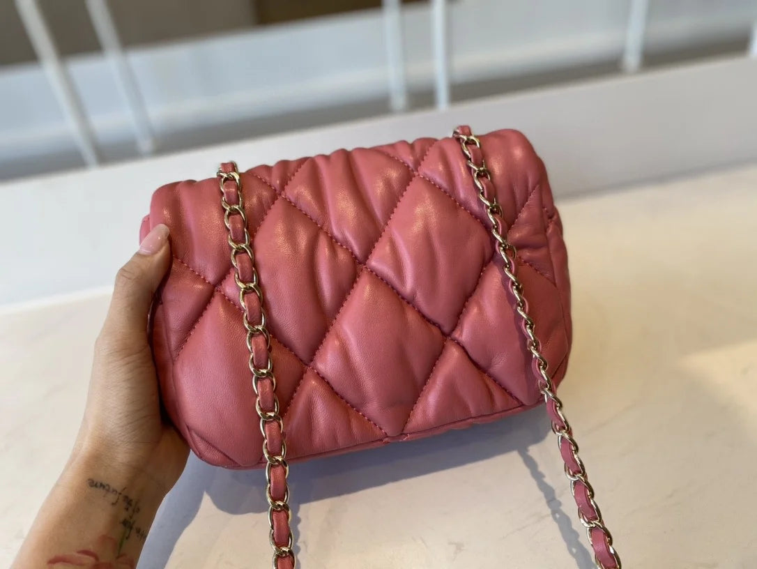 Small Flap Bag Pink 7.5in/19cm C4844